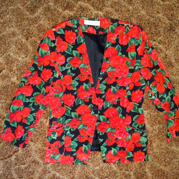 Town & Country Petite Red Floral Pattern Blazer - Picture 2 of 5